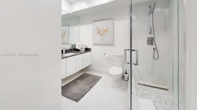 $3,000 | 600 Three Islands Boulevard, Unit 802, Hallandale Beach, FL 33009