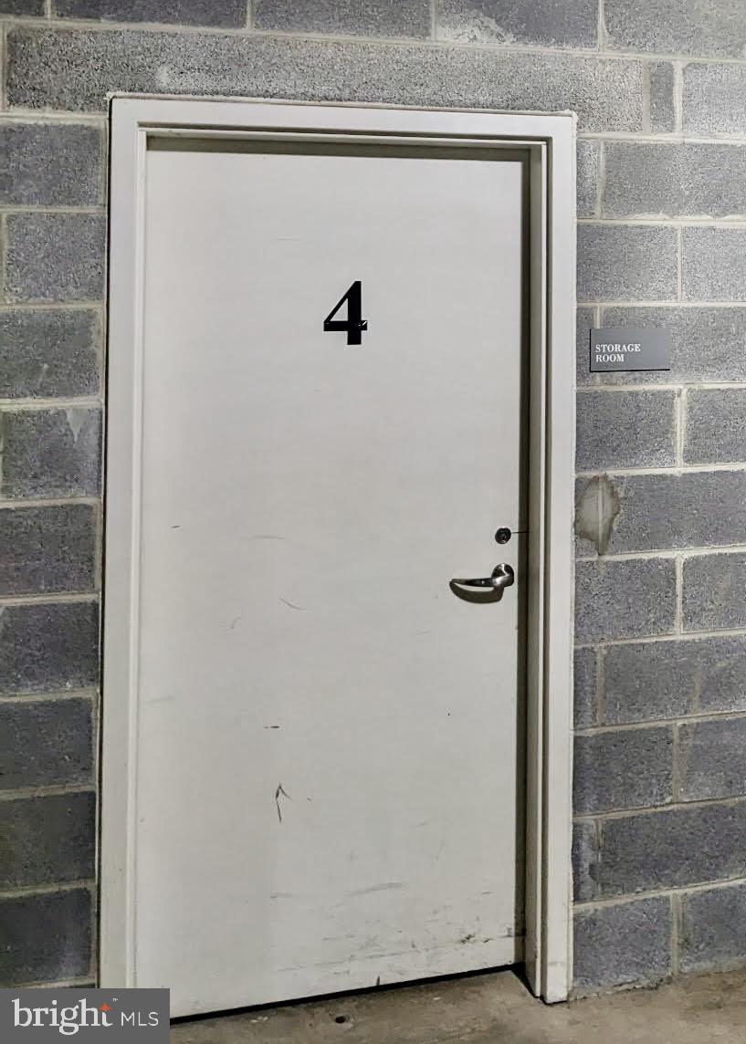 157 Fleet Street, Unit 1001 Oxon Hill, MD 20745 - Photo 23 of 24 a view of a door