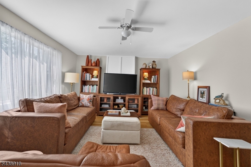 4 Lingert Avenue Clinton, NJ 08809 - Photo 7 of 43