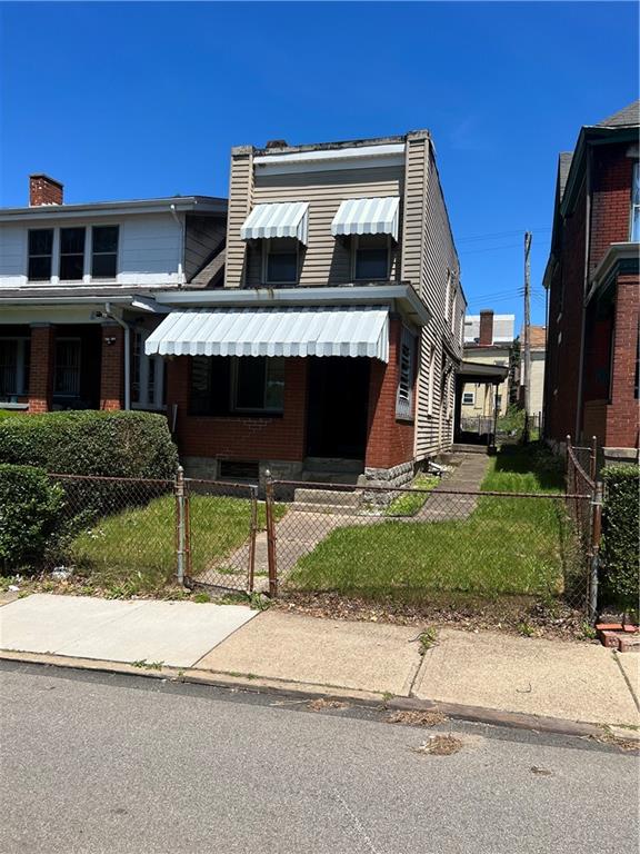 229 Rochelle Street Pittsburgh, PA 15210 - Photo 1 of 23 Gallery Image 1