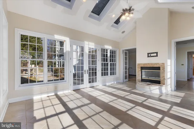 $1,550,000 | 726 Sunpoint Road, Davidsonville, MD 21035