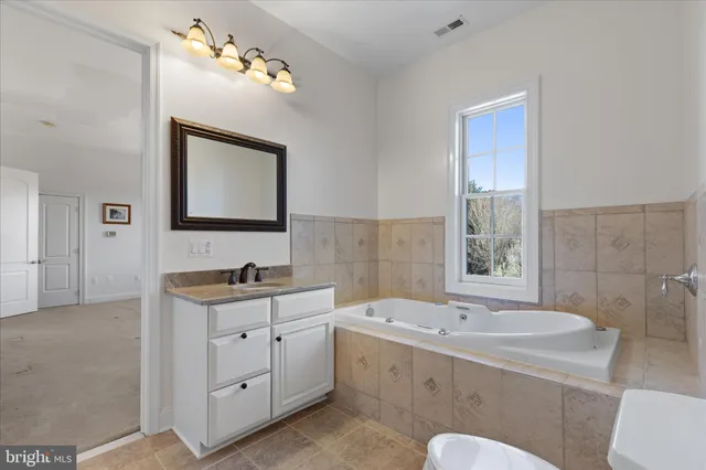 $1,550,000 | 726 Sunpoint Road, Davidsonville, MD 21035