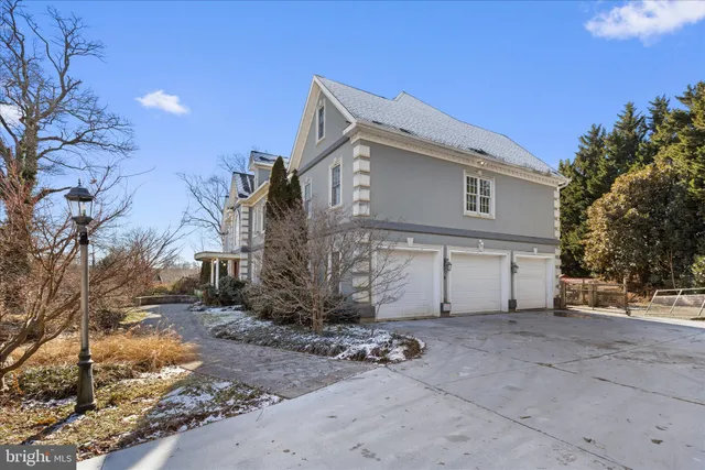 $1,550,000 | 726 Sunpoint Road, Davidsonville, MD 21035