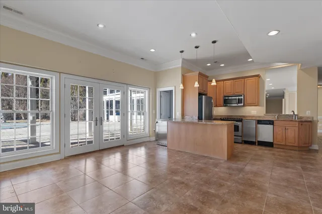 $1,550,000 | 726 Sunpoint Road, Davidsonville, MD 21035