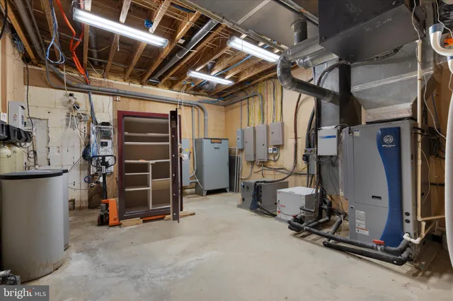 $1,550,000 | 726 Sunpoint Road, Davidsonville, MD 21035