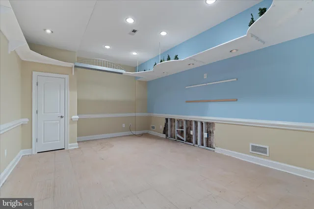 $1,550,000 | 726 Sunpoint Road, Davidsonville, MD 21035