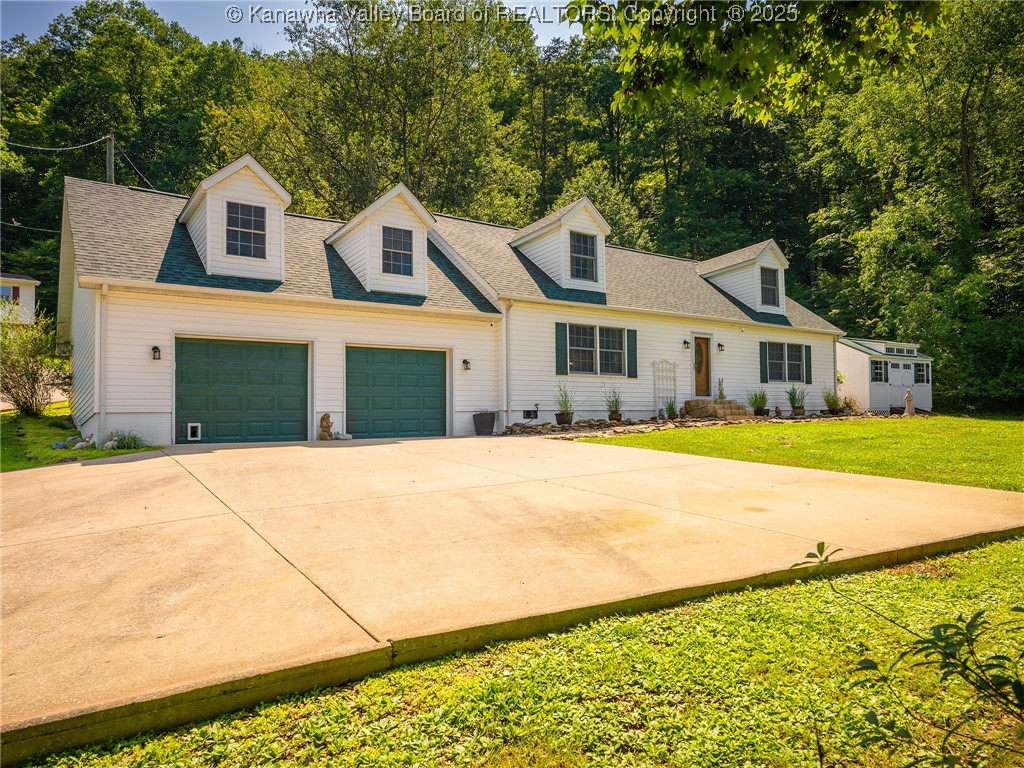 12 Alberta Acres Road Elkview, WV 25071 - Photo 2 of 23 Gallery Image 2