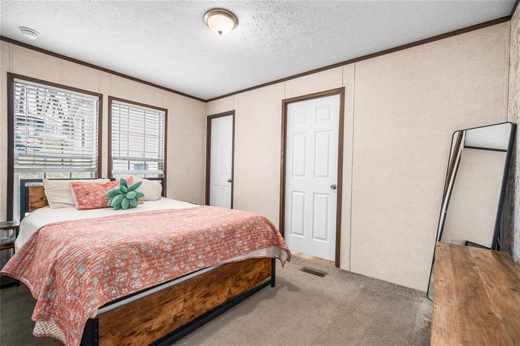 407 Richmond Road Imperial, PA 15126 - Photo 7 of 17 Gallery Image 7