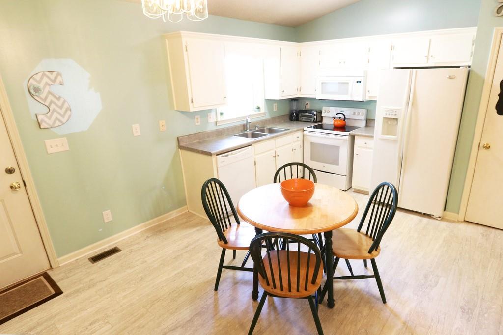 4408 Hickory Nut Ridge Road Hudson, NC 28638 - Photo 7 of 18 Gallery Image 7