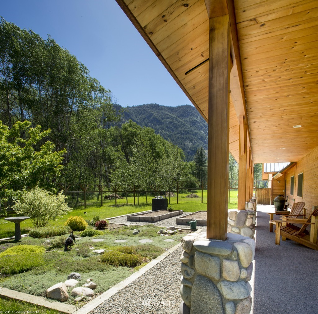847 Wolf Creek Road Winthrop, WA 98862 - Photo 1 of 25 Gallery Image 1
