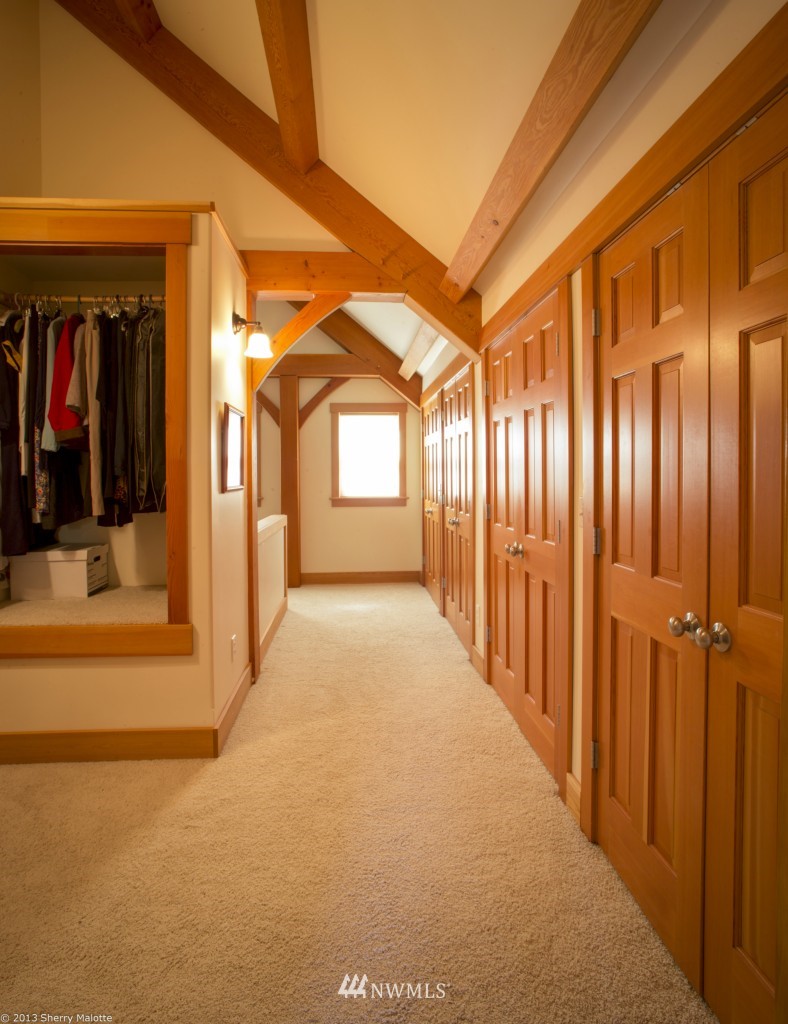 847 Wolf Creek Road Winthrop, WA 98862 - Photo 13 of 25 Gallery Image 13