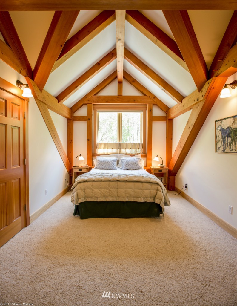 847 Wolf Creek Road Winthrop, WA 98862 - Photo 4 of 25 Gallery Image 4