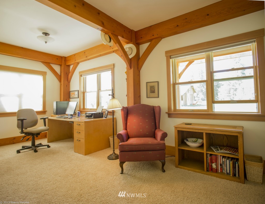 847 Wolf Creek Road Winthrop, WA 98862 - Photo 10 of 25 Gallery Image 10