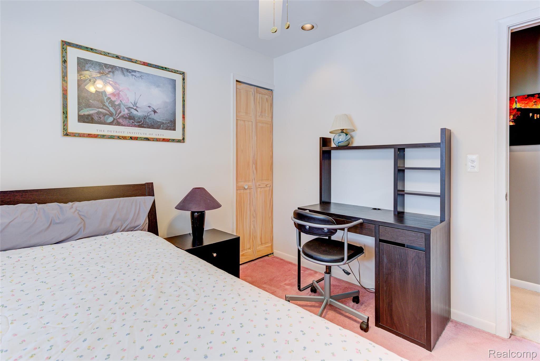 2455 Jones Road Waterford, MI 48327 - Photo 19 of 27 Bedroom