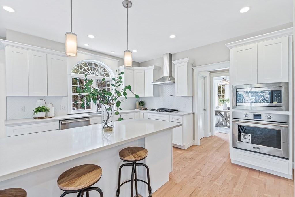 5 Veterans Way Reading, MA 01867 - Photo 11 of 40