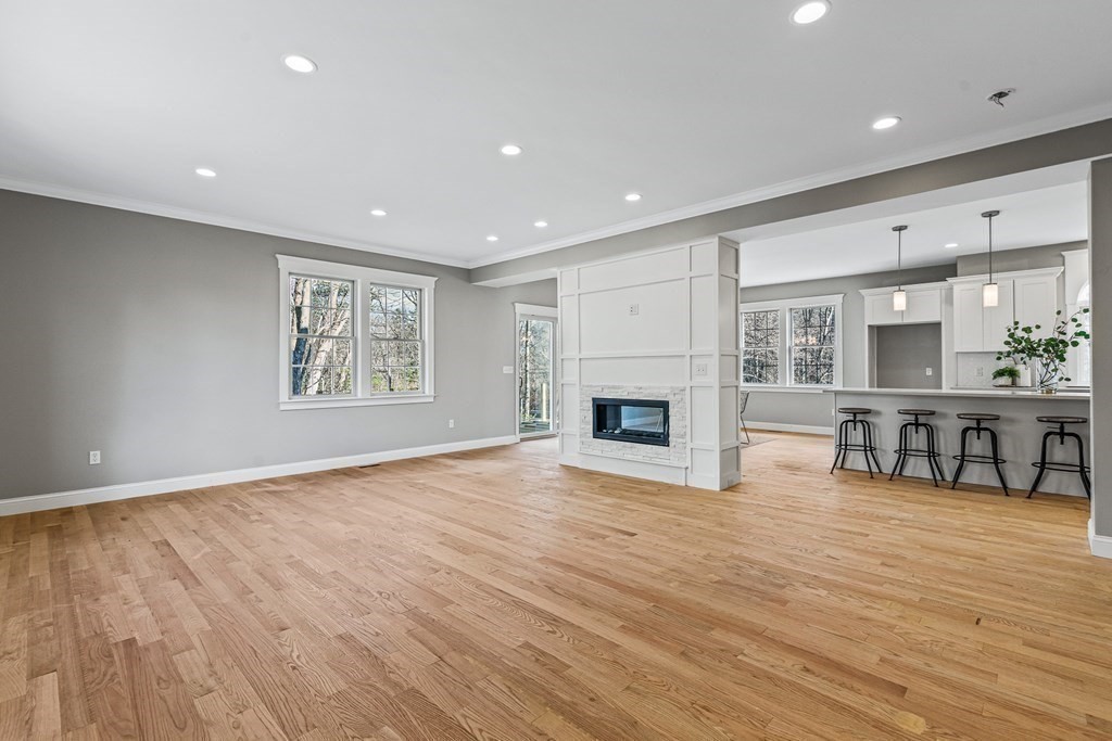 5 Veterans Way Reading, MA 01867 - Photo 14 of 40