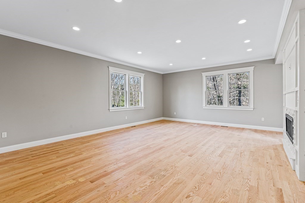 5 Veterans Way Reading, MA 01867 - Photo 18 of 40