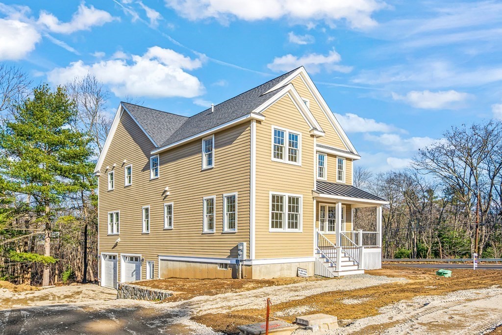 5 Veterans Way Reading, MA 01867 - Photo 2 of 40