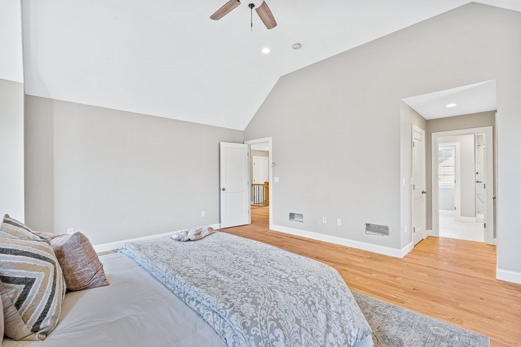 5 Veterans Way Reading, MA 01867 - Photo 25 of 40