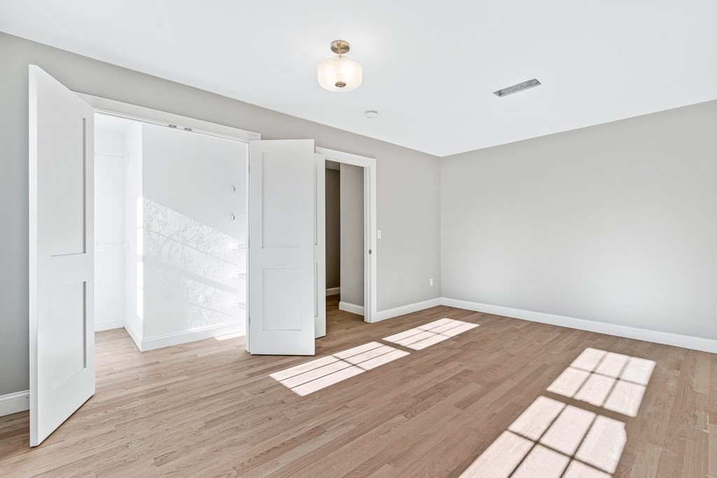 5 Veterans Way Reading, MA 01867 - Photo 31 of 40