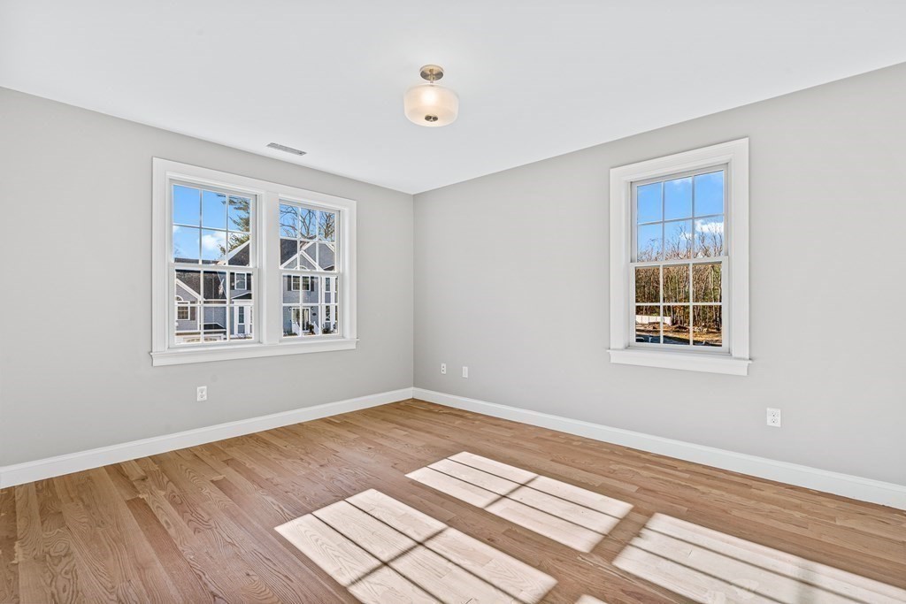 5 Veterans Way Reading, MA 01867 - Photo 32 of 40