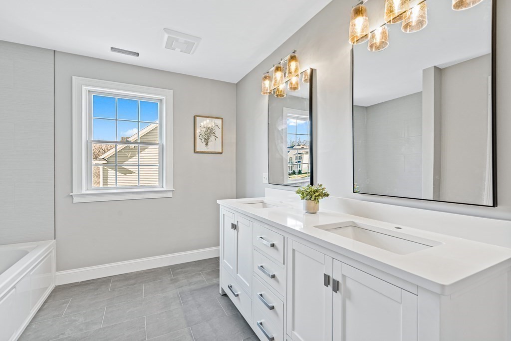 5 Veterans Way Reading, MA 01867 - Photo 34 of 40