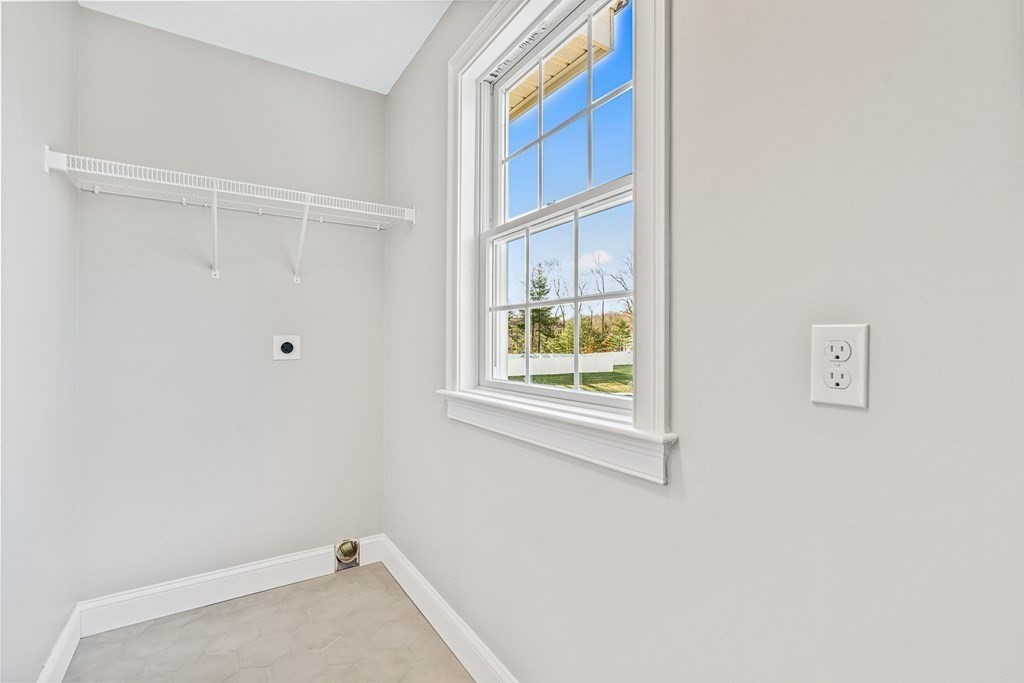 5 Veterans Way Reading, MA 01867 - Photo 35 of 40