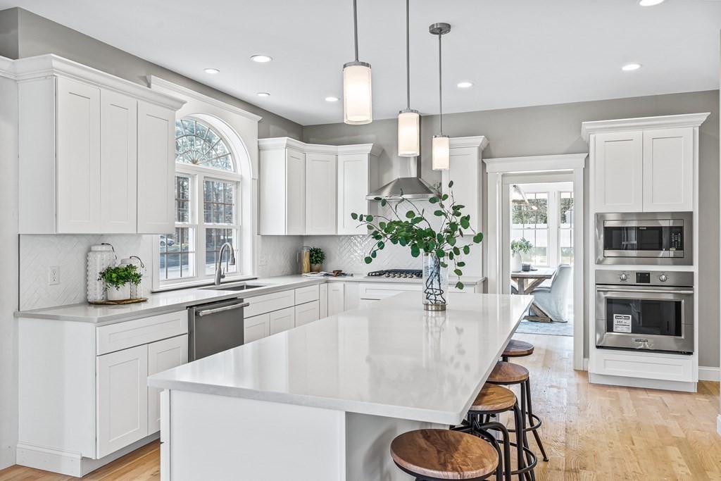 5 Veterans Way Reading, MA 01867 - Photo 10 of 40