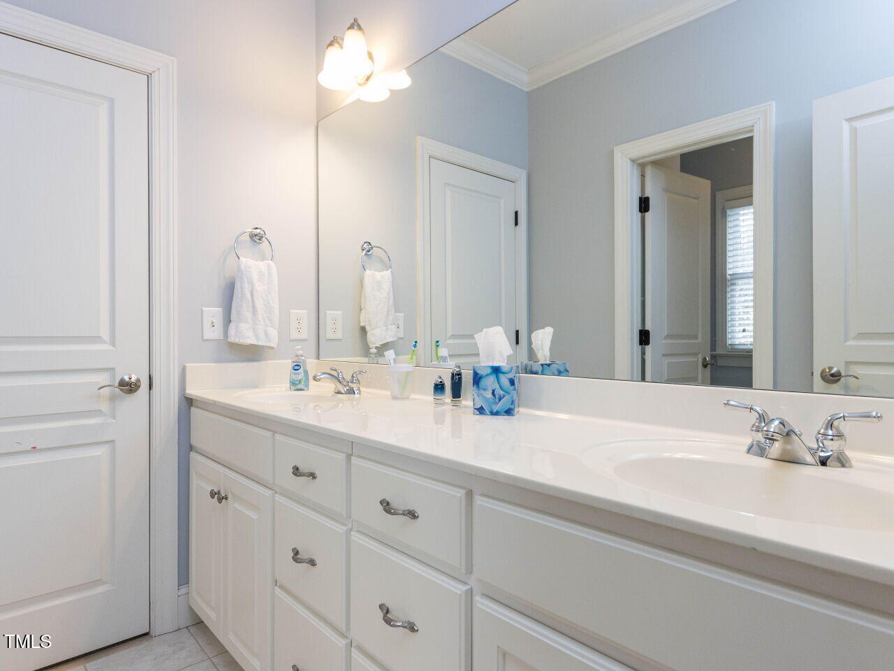 3359 Hampton Road Raleigh, NC 27607 - Photo 30 of 47 bathroom