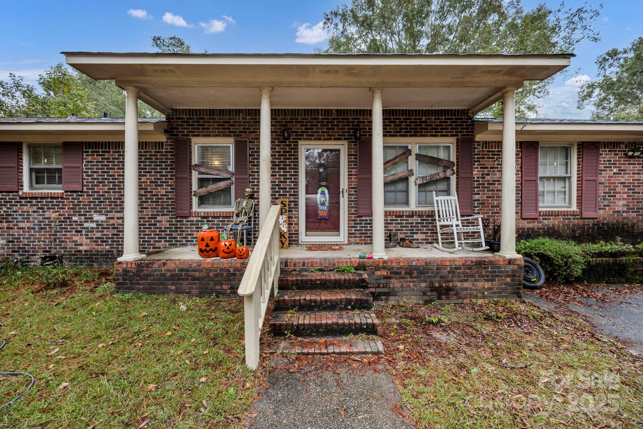 403 Ravenscroft Road West Columbia, SC 29172 - Photo 2 of 33 front view of a house with a small yard