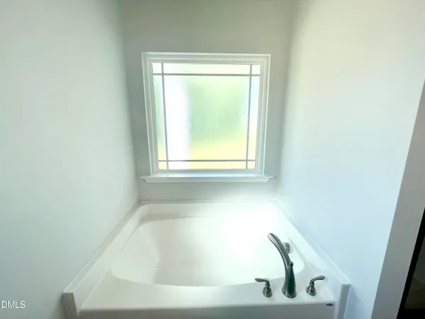 $521,300 | 39 Deep Blue Trail, Middlesex, NC 27557