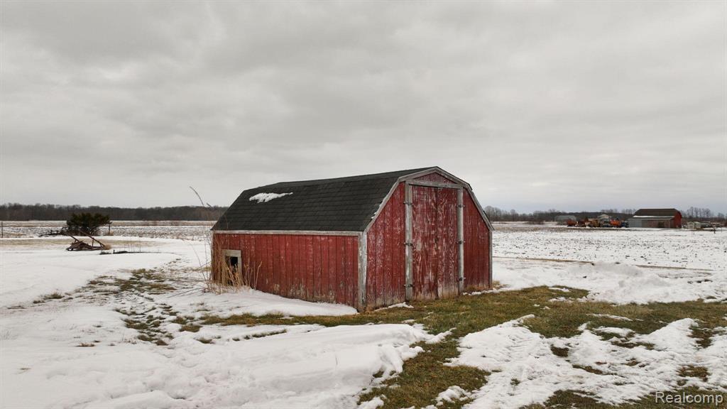 2770 North Geeck Road Corunna, MI 48817 - Photo 17 of 35