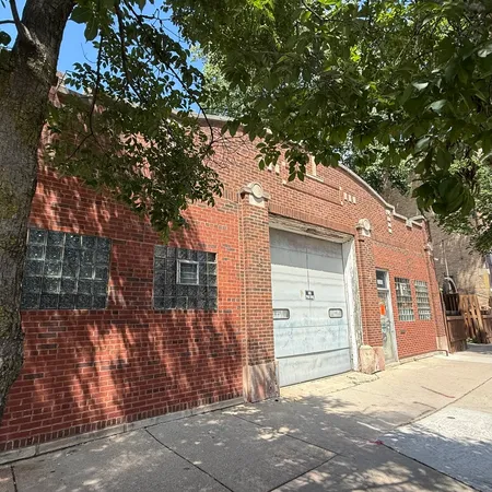 $2,499,900 | 3250 North Sheffield Avenue, Chicago, IL 60657