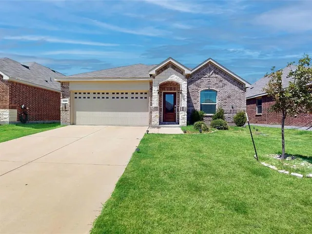 $2,100 | 4950 Parrington Drive, Princeton, TX 75407