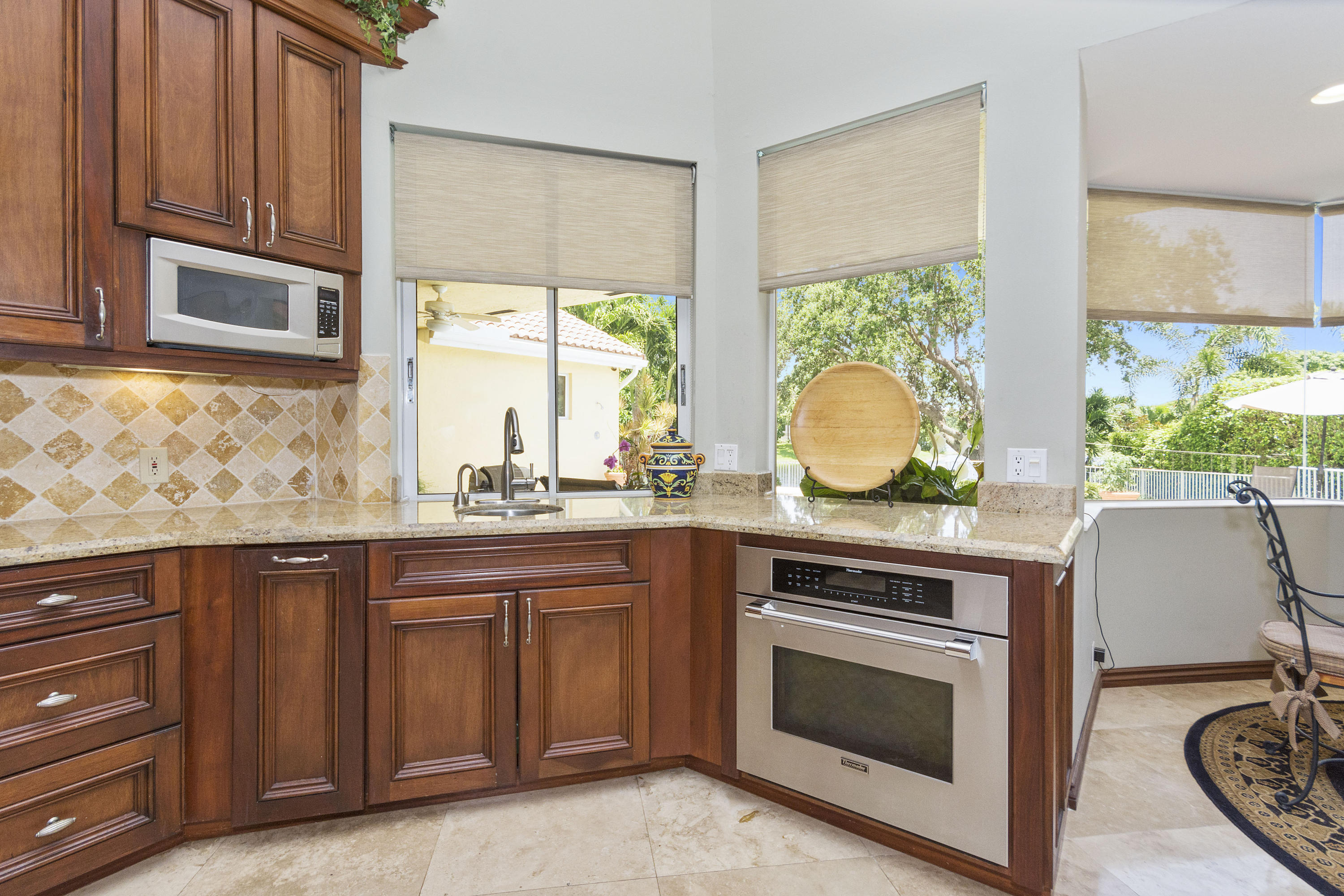 1698 Southwest 20th Avenue Boca Raton, FL 33486 - Photo 14 of 28 1698_SW_20th_Ave_MLS_HID1166671_ROOM24