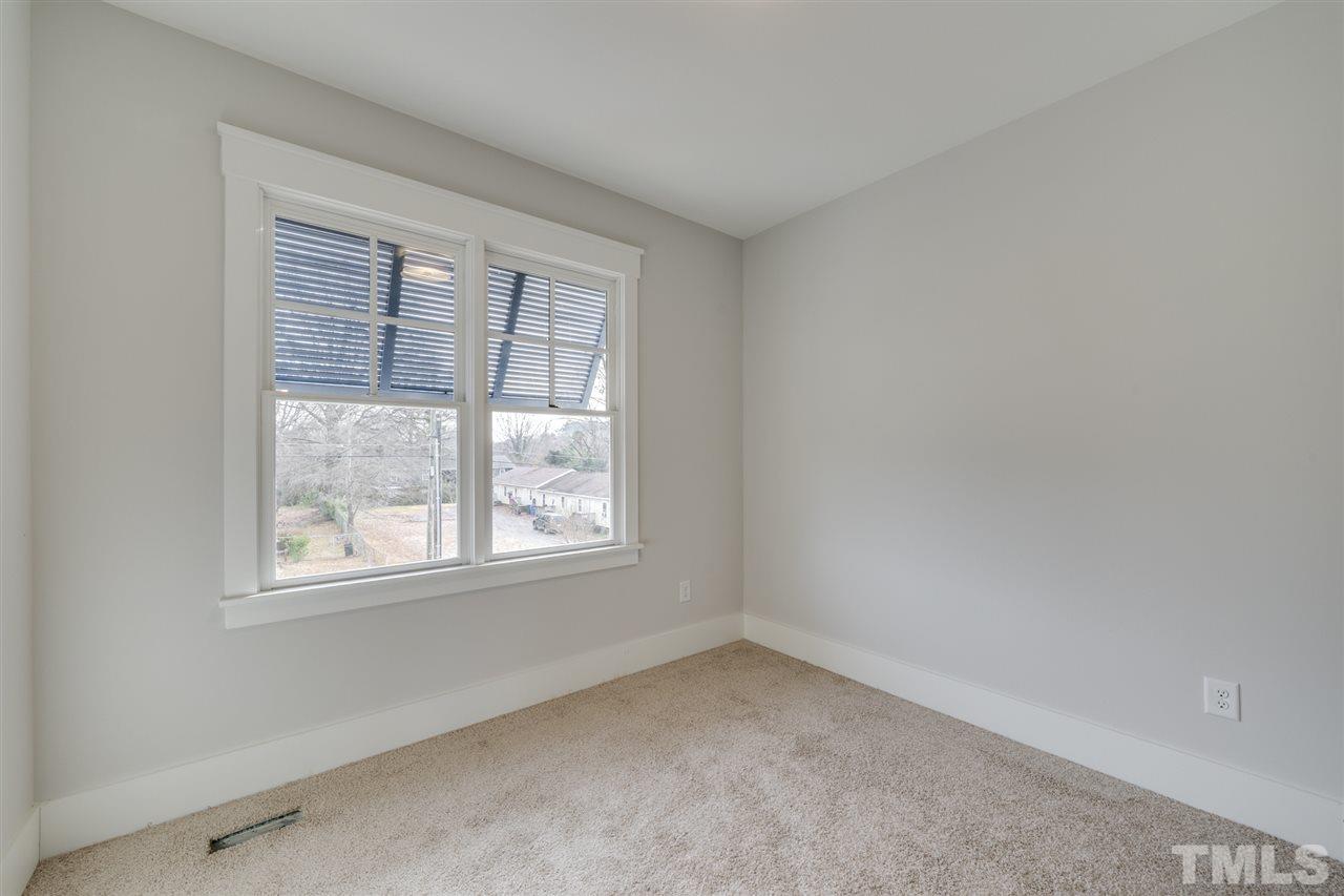 1020 Gregg Street Raleigh, NC 27601 - Photo 17 of 25
