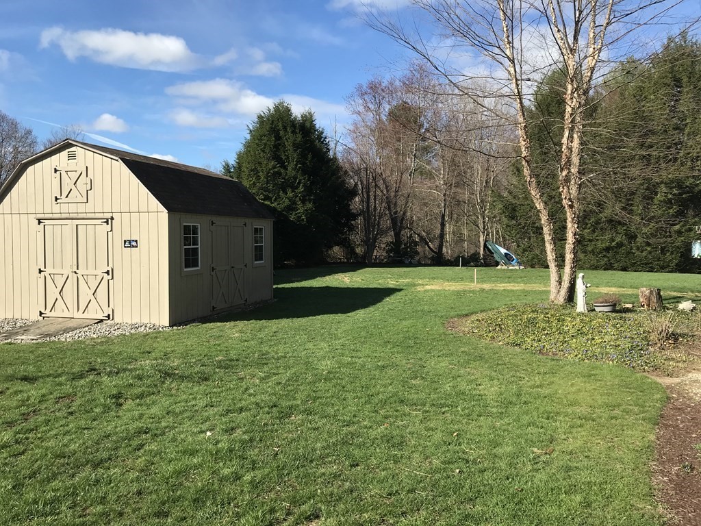 55 Old Bay Road Belchertown, MA 01007 - Photo 4 of 34 Gallery Image 4