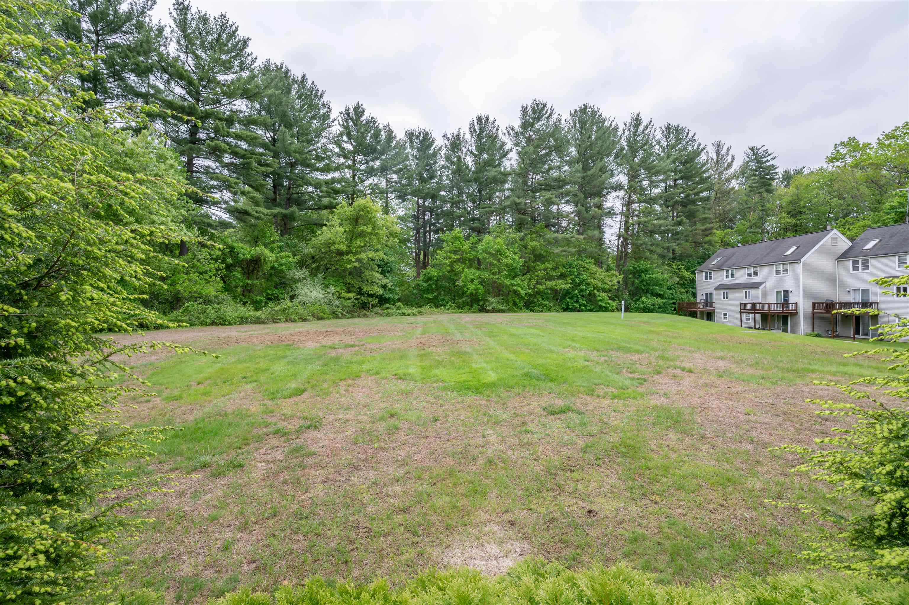 63 Winding Pond Road Londonderry, NH 03053 - Photo 33 of 44