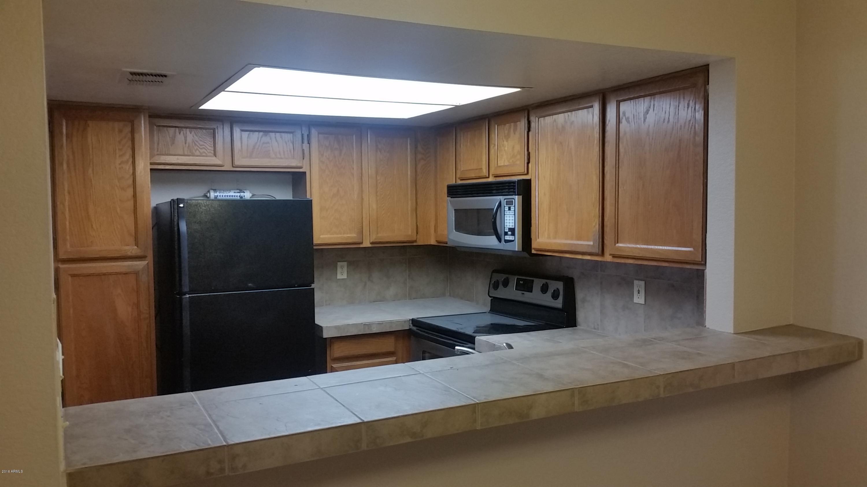 1645 West Baseline Road, Unit 1001 Mesa, AZ 85202 - Photo 6 of 17 Kitchen