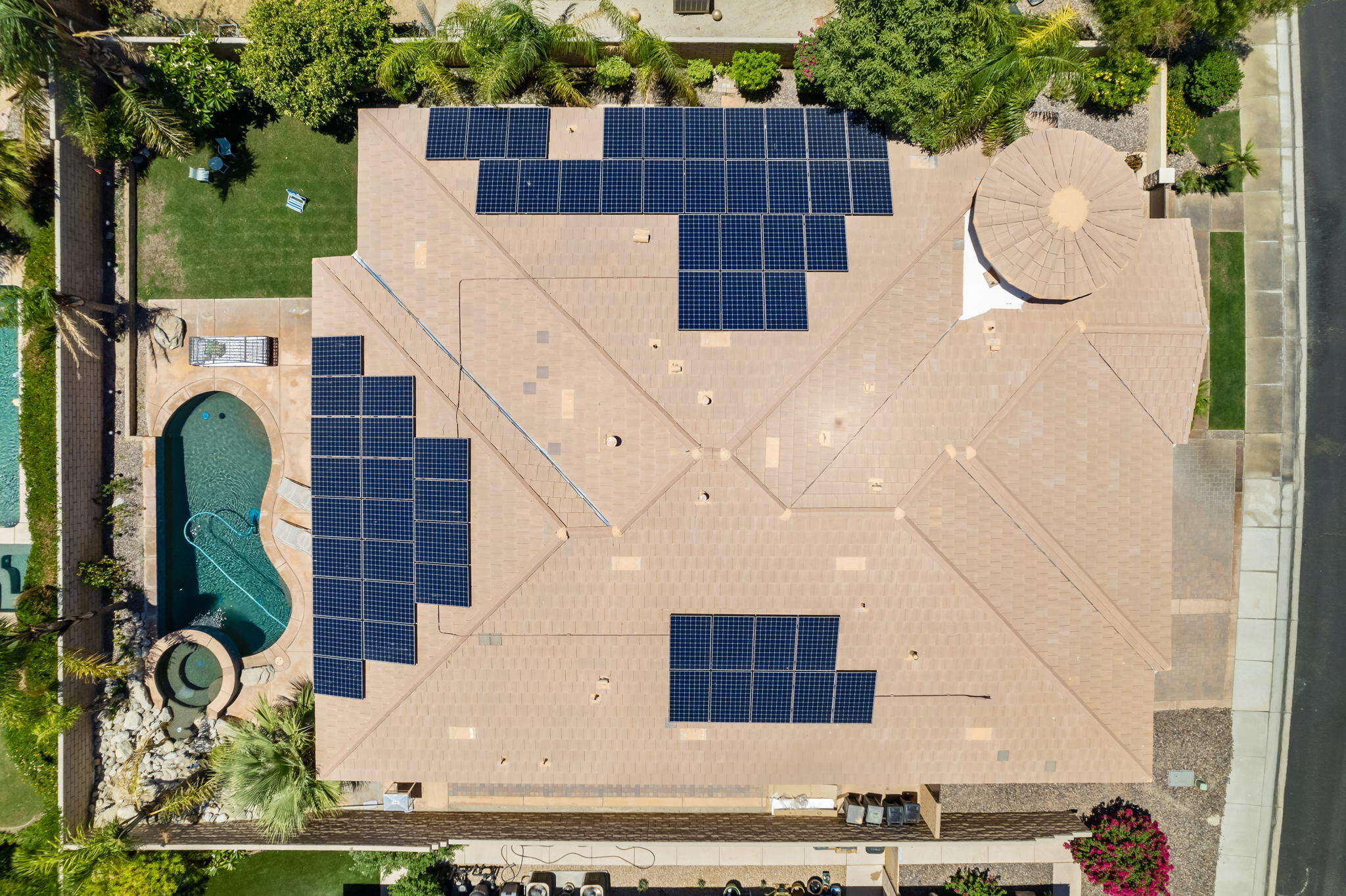 68 Via Del Pienza Rancho Mirage, CA 92270 - Photo 38 of 38 a view of roof