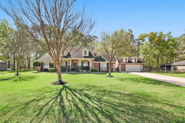 $575,000 | 1106 Commons Waterway Drive, Huffman, TX 77336