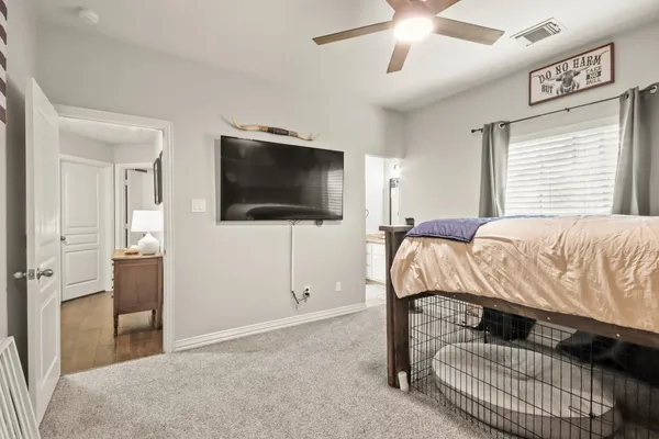 $575,000 | 1106 Commons Waterway Drive, Huffman, TX 77336