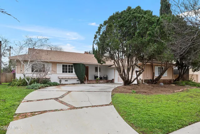 $965,000 | 8346 Moorcroft Avenue, West Hills, CA 91304