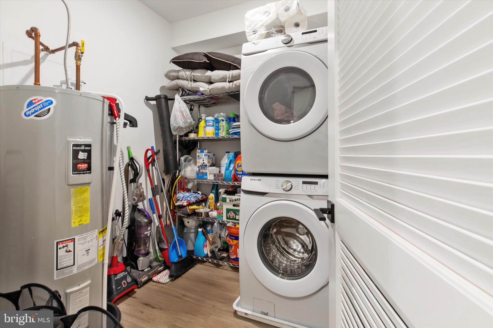 22 East Rittenhouse Street Philadelphia, PA 19144 - Photo 14 of 34 a utility room with dryer and washer