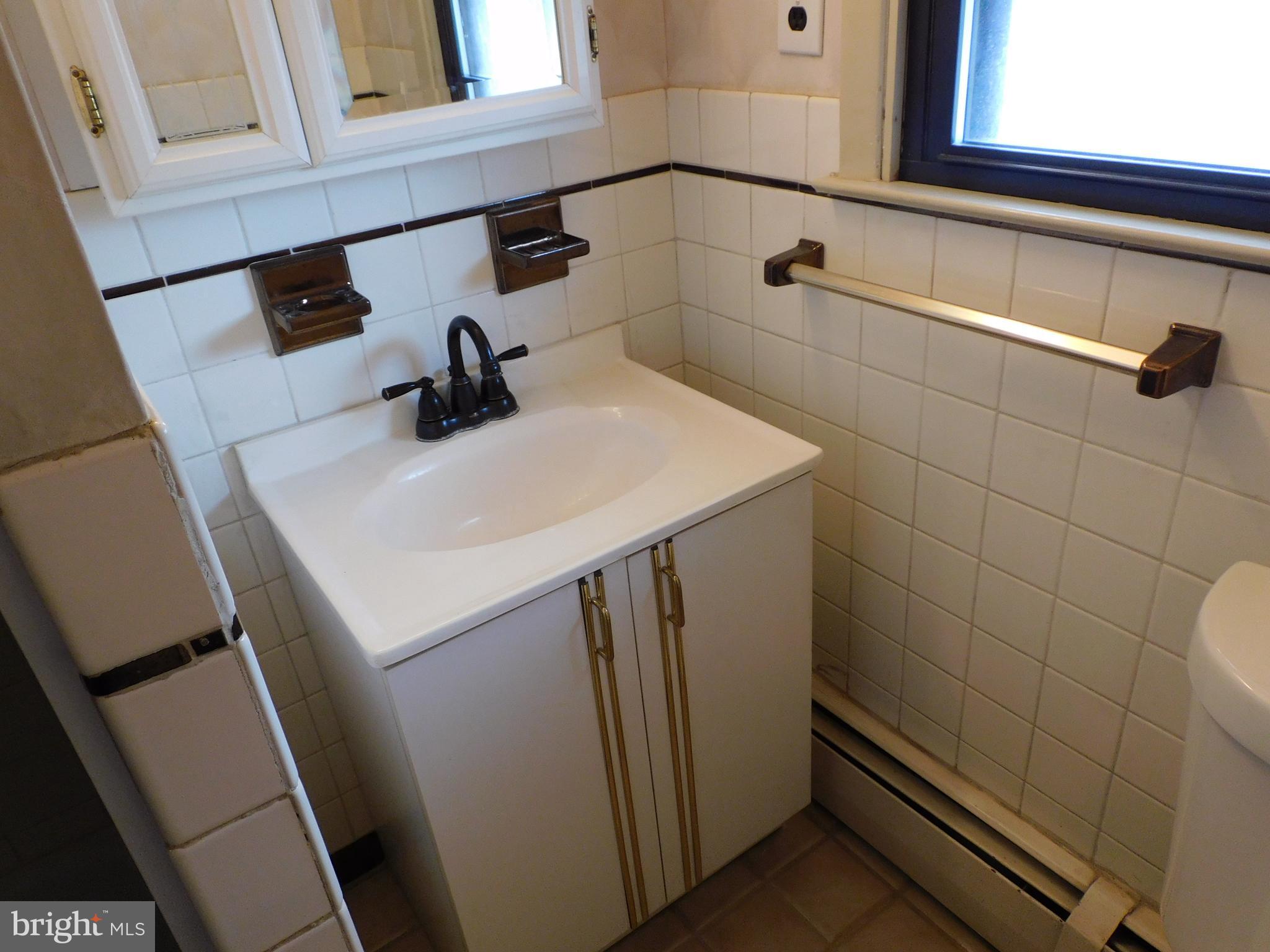 3271 Oak Road Huntingdon Valley, PA 19006 - Photo 25 of 53 Gallery Image 25