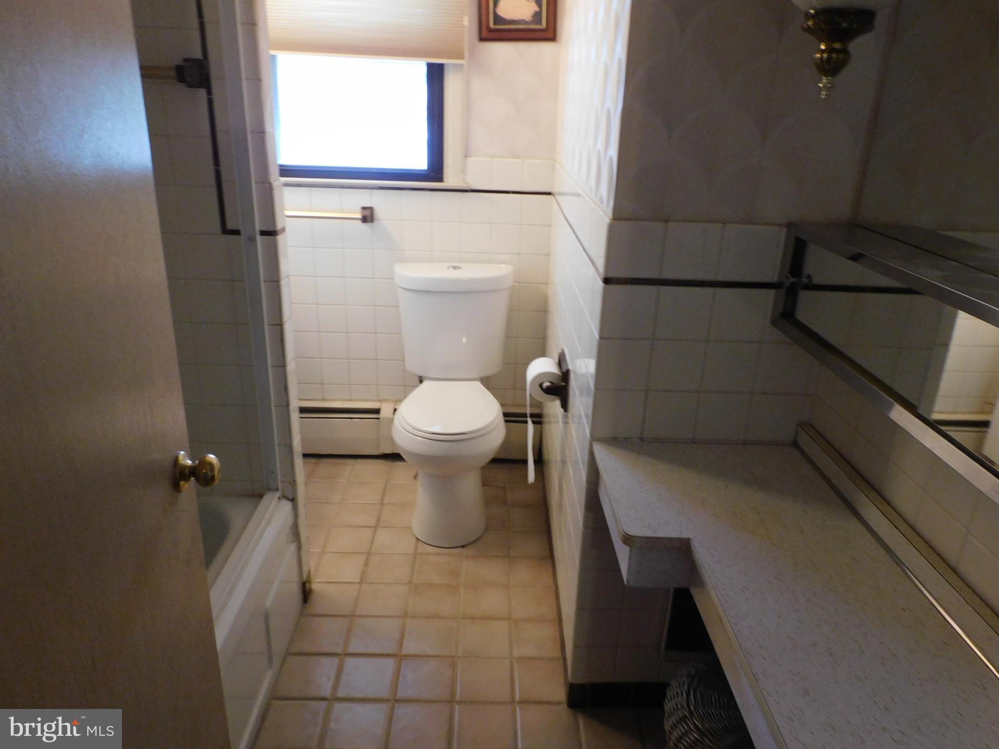 3271 Oak Road Huntingdon Valley, PA 19006 - Photo 27 of 53 Gallery Image 27