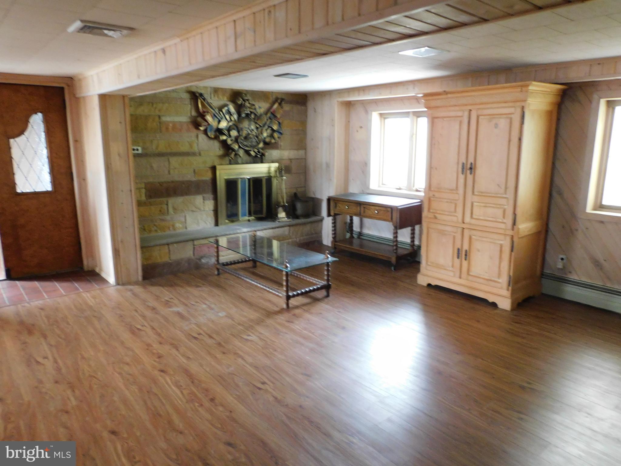 3271 Oak Road Huntingdon Valley, PA 19006 - Photo 28 of 53 Gallery Image 28