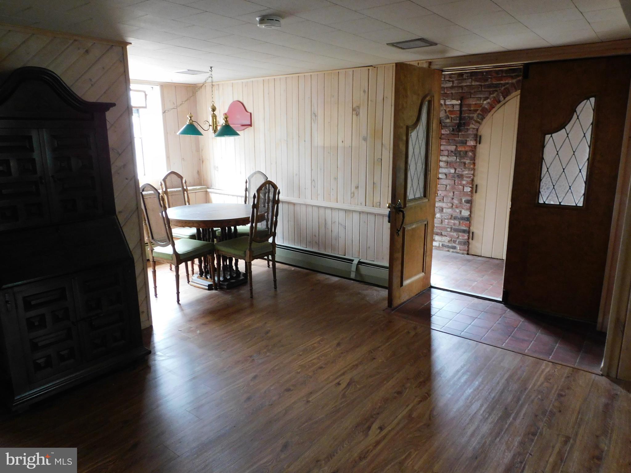 3271 Oak Road Huntingdon Valley, PA 19006 - Photo 29 of 53 Gallery Image 29
