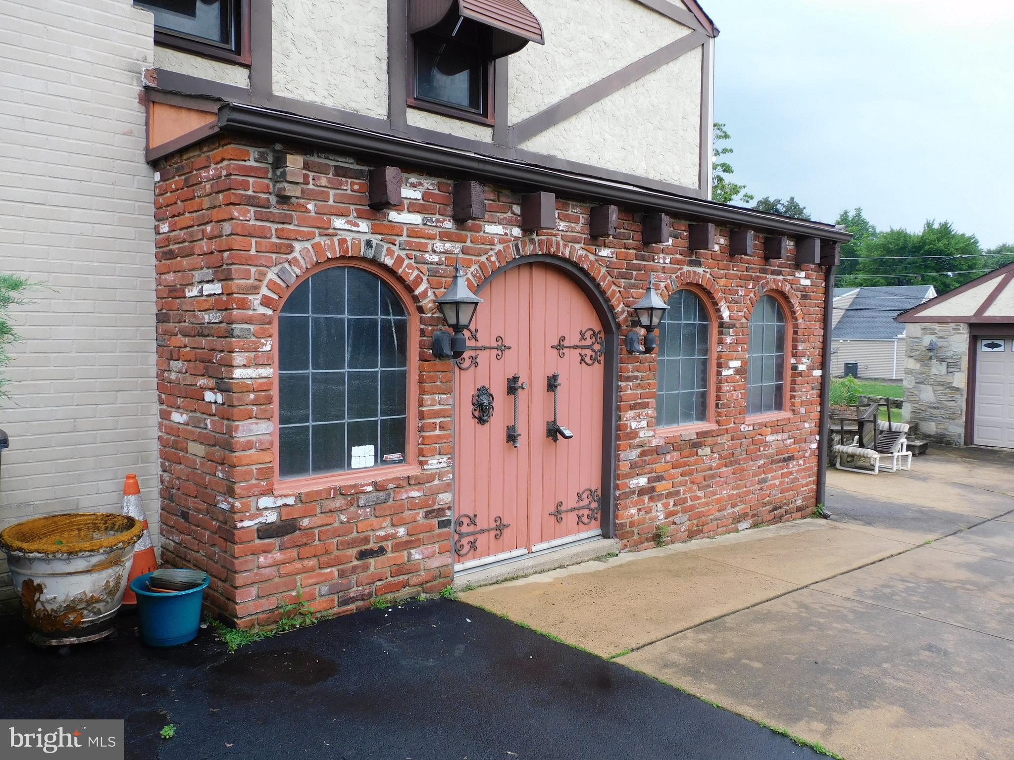 3271 Oak Road Huntingdon Valley, PA 19006 - Photo 43 of 53 Gallery Image 43