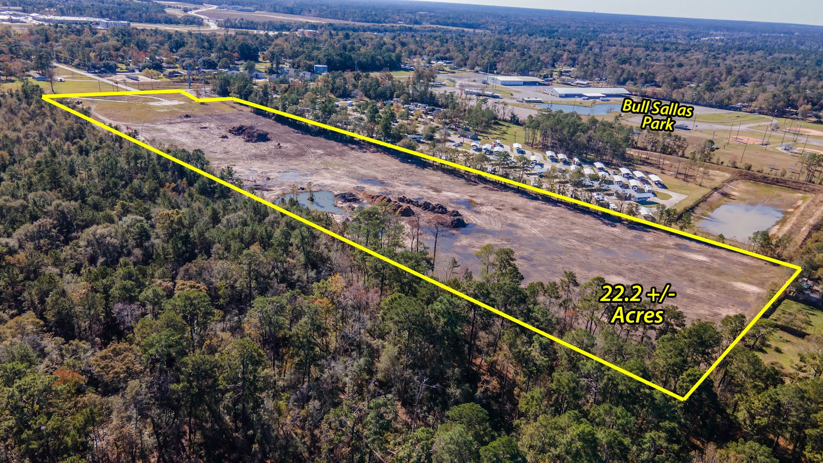 21807 McCleskey Road New Caney, TX 77357 - Photo 3 of 4 a view of a tennis court